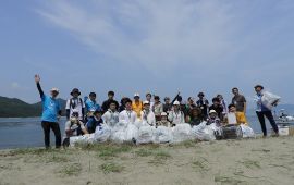 高島で環境清掃・海洋ごみ調査を実施しました/Environmental cleanup and marine garbage survey at Takashima (Island)
